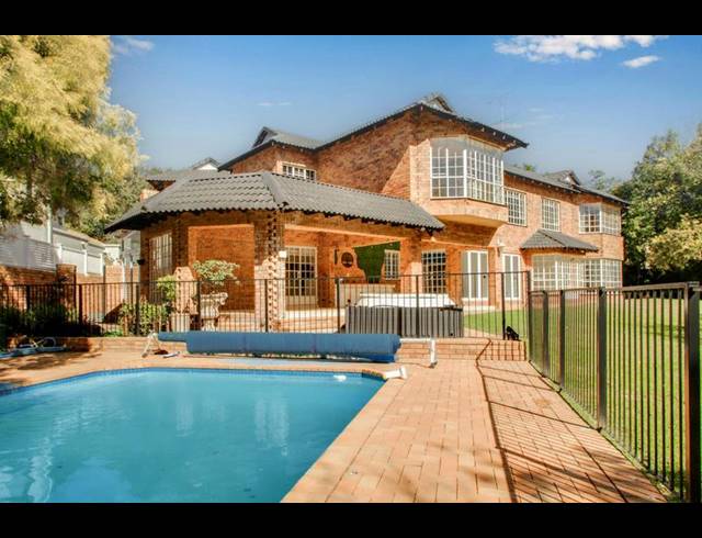 5 BEDROOM PROPERTY TO RENT IN FOURWAYS GARDENS
